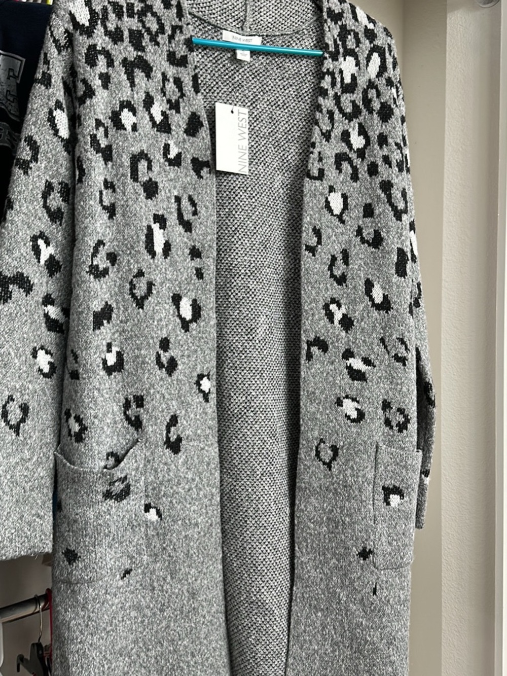 Nine West Gray and Black Leopard Knit Open-Front Cardigan